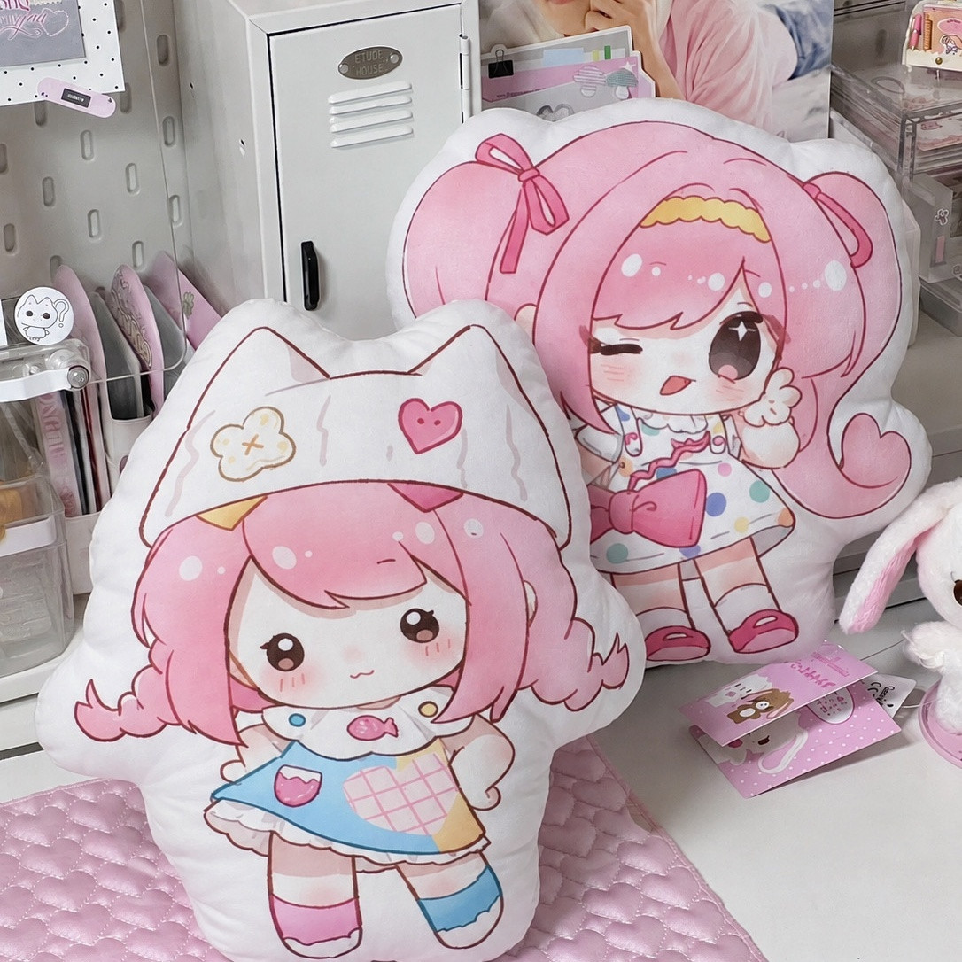 Infinity Nikki  Anime Cosplay  - Throw Pillow ulasan dan harga